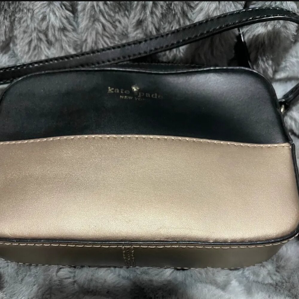 Kate Spade New York Black & Gold Colorblock Camera Crossbody - Picture 3 of 7
